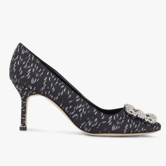 NWOT Manolo Blahnik Hangisi Black Jacquard Jewel Buckle Pump, 70mm (2.75" heel) - Picture 14 of 14